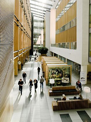 Akershus University Hospital in Oslo - International Benchmark for Hospital Architecture - C.F. Møller. Photo: Jørgen True