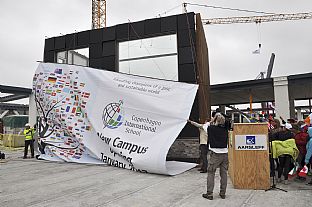 Revealing of the facade mock-up - Solar-powered School of the Future - C.F. Møller. Photo: C.F. Møller