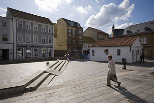  Gravene Square Haderslev. C.F. Møller. Photo: Julian Weyer