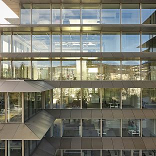Bellerivestrasse 36, C.F. Møller Architercts - C.F. Møller Architects Wins European Green Award for Renovation Project in Zurich - C.F. Møller. Photo: Goran Potkonjak