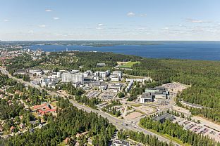  C. F. Møller Architects gewinnen großes Krankenhausprojekt in Finnland  - C.F. Møller. Photo: TAYS