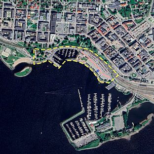 C.F. Møller Architects udvikler ny og livlig søfront i den norske by Hamar  - C.F. Møller. Photo: Google Earth