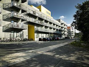 C.F. Møller receives the Concrete Industry’s “Oscar” and Utzon-Statuette - C.F. Møller. Photo: Jørgen True