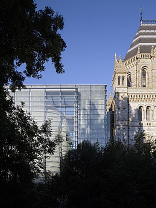 Danish cocoon completed for Londons insects  - C.F. Møller. Photo: Torben Eskerod