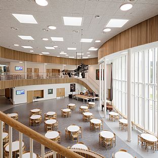 Horsens Gymnasium, C.F. Møller Architects - Hedres på Verdens arkitekturdag - C.F. Møller. Photo: C.F. Møller Architects / Martin Schubert