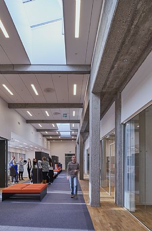 Renovering med plass til nye samarbeidsformer - C.F. Møller. Photo: Mark Syke