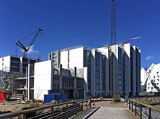 TAKLAGSFEST FÖR 400 NYA LÄGENHETER - C.F. Møller. Photo: C.F. Møller