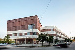 The doors are now opening to Vega School & Activity Centre – a new vibrant meeting place with a creative pulse from morning to evening - C.F. Møller. Photo: Nikolaj Jakobsen