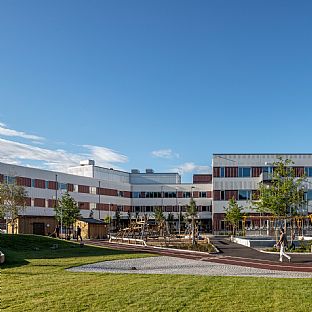 The doors are now opening to Vega School & Activity Centre – a new vibrant meeting place with a creative pulse from morning to evening - C.F. Møller. Photo: Nikolaj Jakobsen