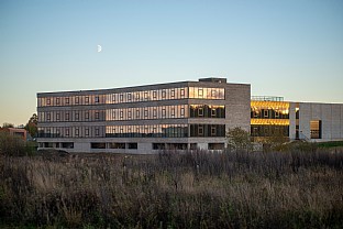  Aduro  Hauptsitz, Entwicklungszentrum und Lager. C.F. Møller. Photo: Julian Weyer