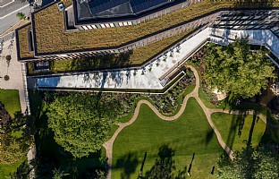  Carlsberg Central Office Landschaft und Renovierung Carl Jacobsens Garten. C.F. Møller. Photo: Adam Mørk