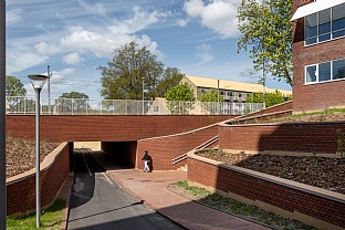  Den midterste passage, Aarhus Universitet. C.F. Møller. Photo: Julian Weyer