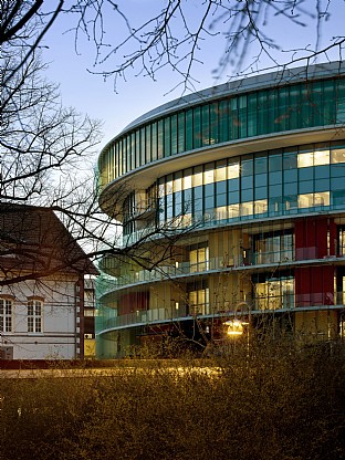  Emergency and Infectious Diseases Unit, SUS, Malmö. C.F. Møller. Photo: Jørgen True