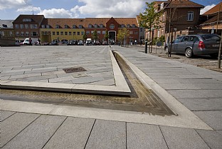  Gravene Square Haderslev. C.F. Møller. Photo: Julian Weyer