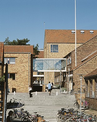  Handelshøyskolen i Århus. C.F. Møller. Photo: Torben Eskerod