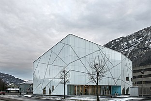  Kunstmuseum Sogn und Fjordane. C.F. Møller. Photo: Jiri Havran © Sto Scandinavia