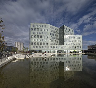  Metropolen Bürobau. C.F. Møller. Photo: Adam Mørk