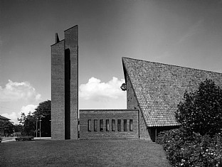  Møllevangkirche. C.F. Møller