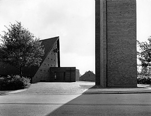  Møllevangkirche. C.F. Møller