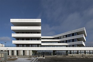  Ny Hamncentral för Aarhus Hamn. C.F. Møller. Photo: Julian Weyer