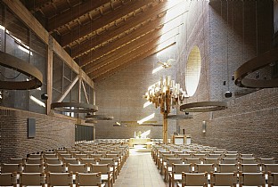  Ravnsbjerg church. C.F. Møller. Photo: Torben Eskerod