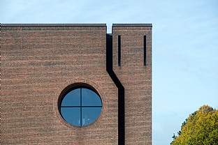  Ravnsbjergkirken. C.F. Møller. Photo: Julian Weyer