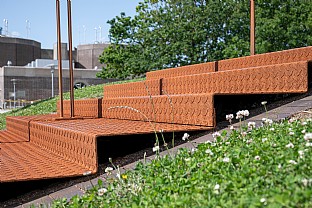  Renseanlæg Vest, outdoor areas administration and staff building. C.F. Møller. Photo: Peter Sikker Rasmussen